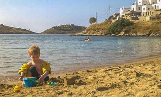 Vourkari Villa | A modern home on a small island paradise just an hour and a half from Athens