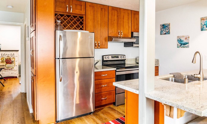 Townsite Condo | A Month in Oceanside - 1 Mile to the Beach!