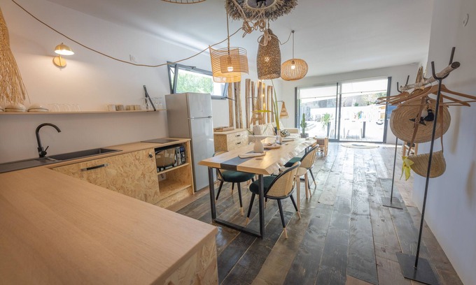 Molleges House | A natural villa for a change of scenery for the whole family