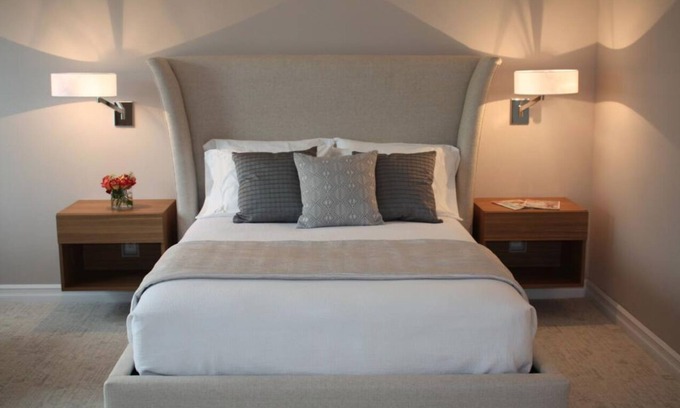Southwest Minneapolis Apartment | A New Kind of Philanthropy