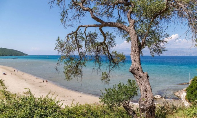 Apraos Villa | A newly built beach-front villa with stunning panoramic sea view
