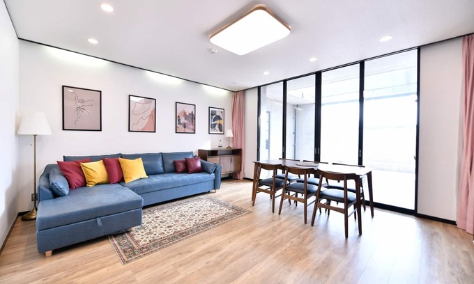 Izumisano House | A nostalgic mansion that looks like something out - BRUCE HOUSE/Izumisano Ōsaka