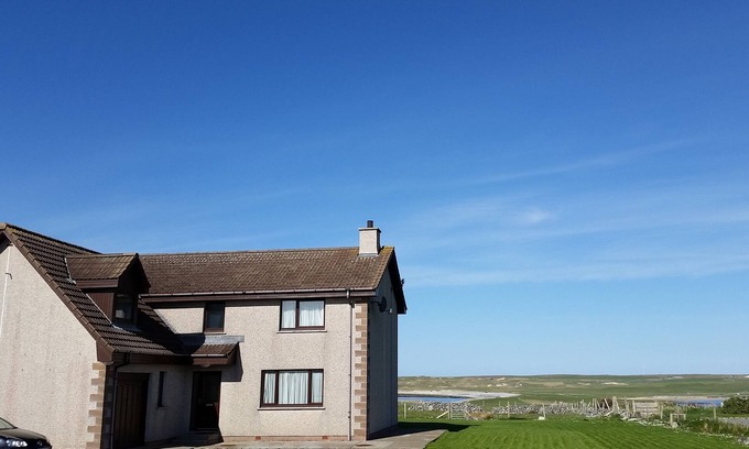 Arnol House | A Peaceful And Picturesque Island Home With Stunning Sea Views And Vast Moors