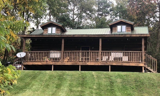 Westby Cabin | A peaceful country getaway near trout fishing, golfing, scenic view. Sleeps 2-3.