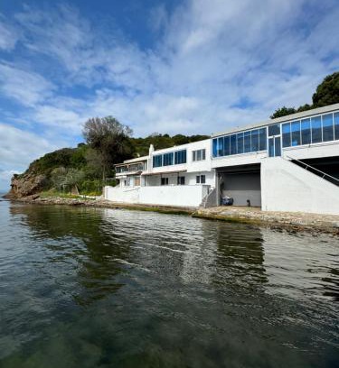 Lapseki House | A peaceful holiday house in nature by the sea