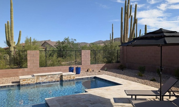 Marana House | A perfect Arizona getaway in Dove Mountain w heated pool & gated community.