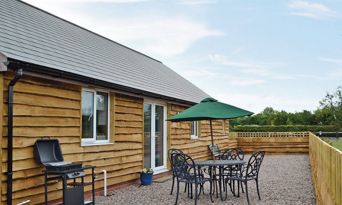 Malvern Cottage | A perfect base for a couple or family looking for an adventure.