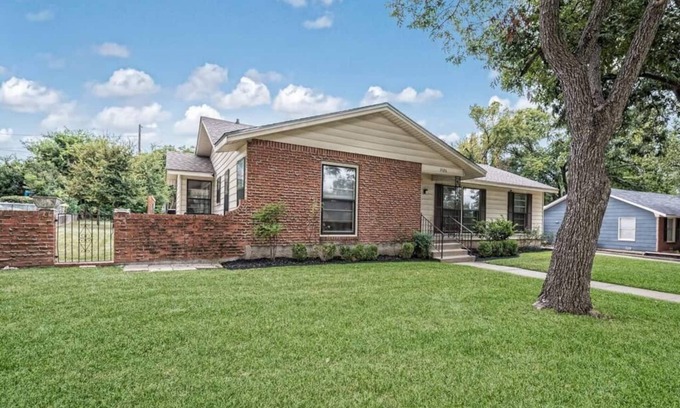 Dean Highland House | A perfect home for your vacation!