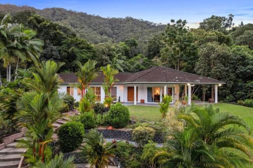 Redlynch House | A Piece of Tropical Paradise-Near Crystal Cascades