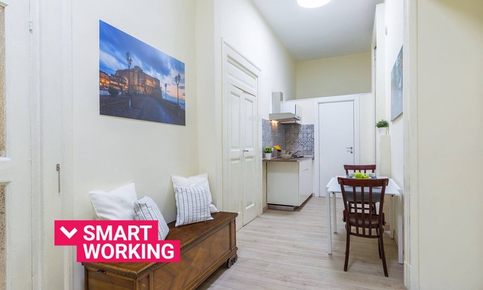 Historical Center Apartment | A pochi passi da Piazza del Gesù by Wonderful Italy