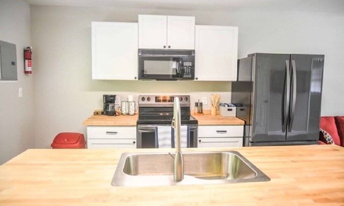 Pumpkin Center House | * A Quiet Country Setting near MCB Camp Lejeune