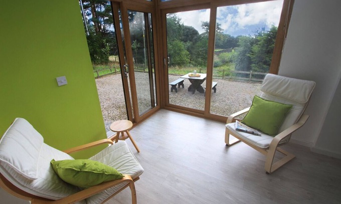 Kendal Cottage | A Quirky, Modern Converted Barn, Quiet Rural Setting With Easy Access To Kendal