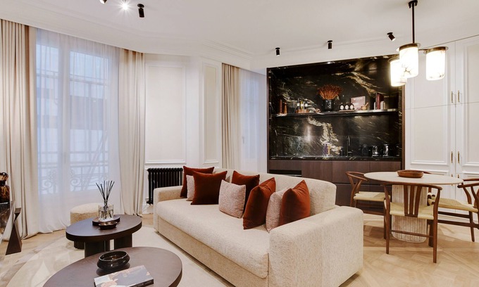 6th Arrondissement Apartment | A Refined 1-BR with services in Saint Germain