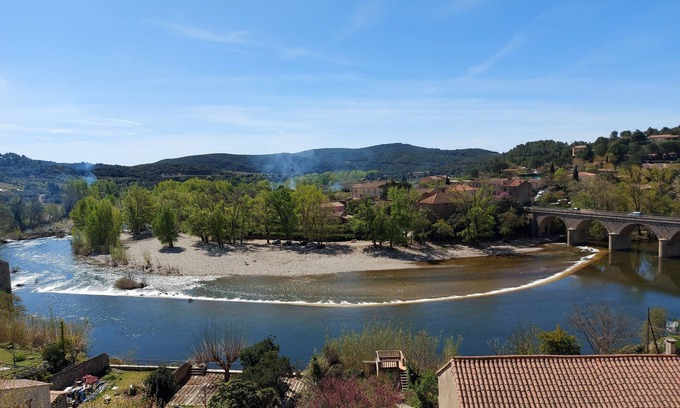 Roquebrun House | A remarkable 3-star gite for pleasure and access to nature.