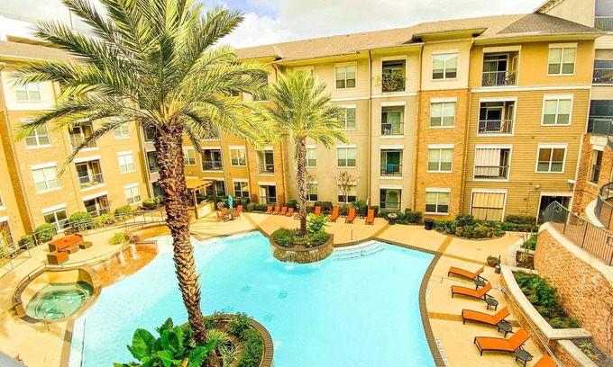 Astrodome Apartment | A Retreat in the Heart of Houston - NRG/Med Center/Downtown/Midtown
