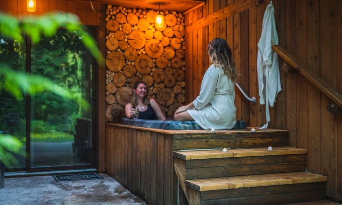 Maple Ridge Resort | A Retreat -Romantic,Private Hot Tub,Riverside,Forest, Private,Quiet, not a hotel