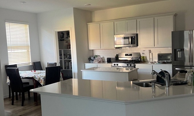 Weston House | A Room in a charming brand new house with kitchen, AC, and WiFi in McKinney