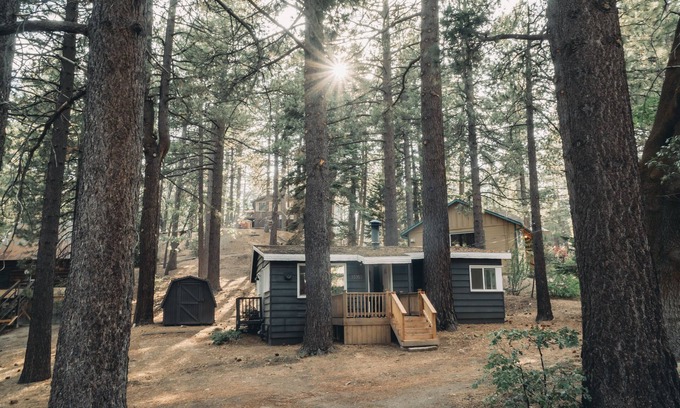 Green Valley Lake House | A Scenic Mountain Escape! 2 BDR Cabin, 5 Min to Green Valley Lake & Pet Friendly