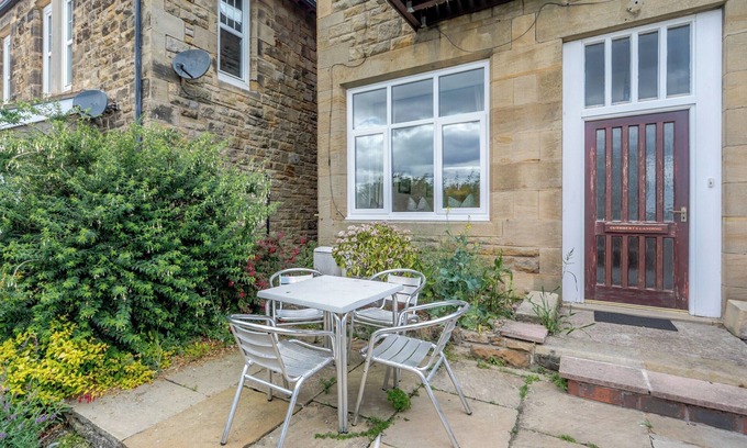 Alnmouth Cottage | A seaside retreat sat proudly on the Northern Coast.