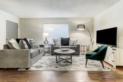 Uptown Apartment | A September Stay A Little Extra Galleria Mall