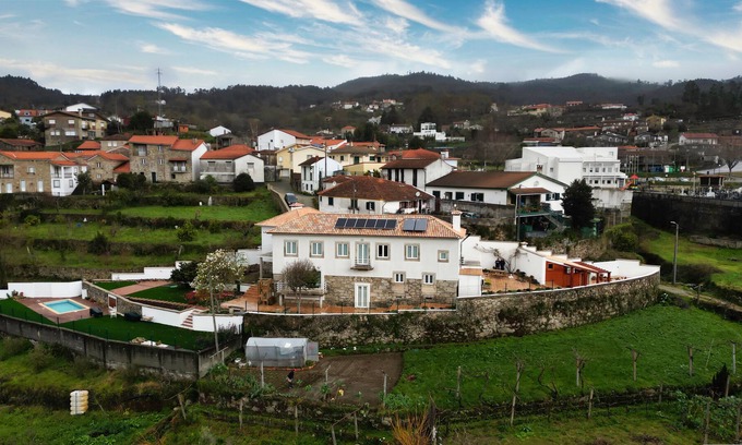 Macieira de Cambra Villa | A serene atmosphere for relaxation in the countryside of Portugal
