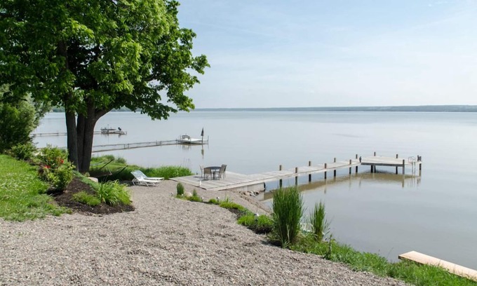 Town of Varick Cottage | A Shore Thing: Breathtaking Panoramic Views and Spectacular Design Await You!