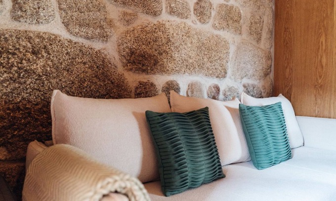 Sortelha Apartment | a small, very elegant and cosy studio loft of almost 14m2