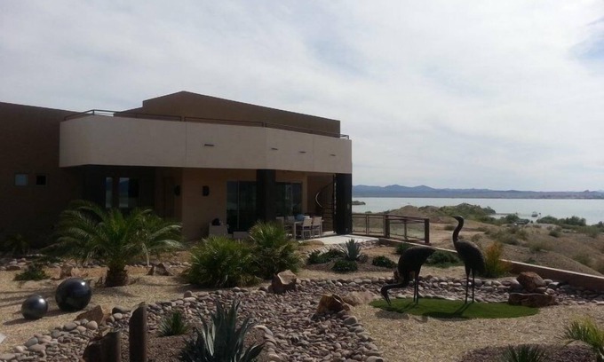 Lake Havasu City House | A Snowbird’s Waterfront HEAVEN in majestic Lake Havasu