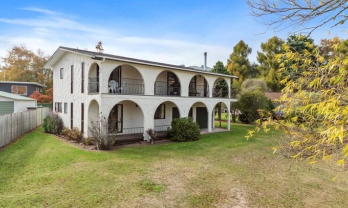 Kinloch House | A Spanish Dream in Kinloch