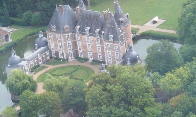 Chateau-Renard House | A spectacular 17th century Chateau, classified "Monument Historique"