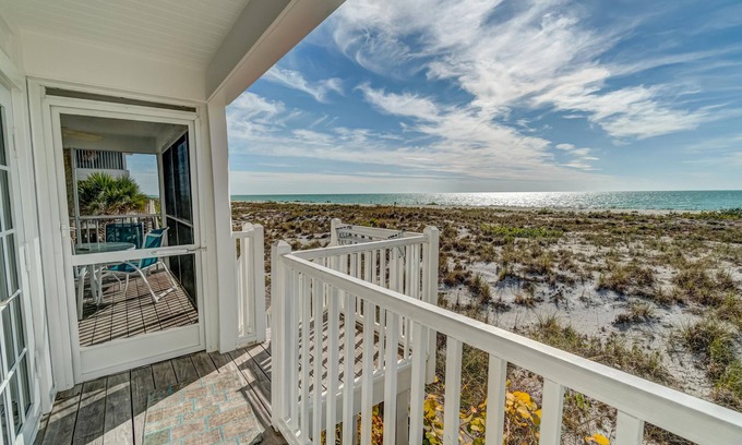 Palm Island Villa | A Spectacular View of the Sunsets from this Spectacular Island Villa, B1213A
