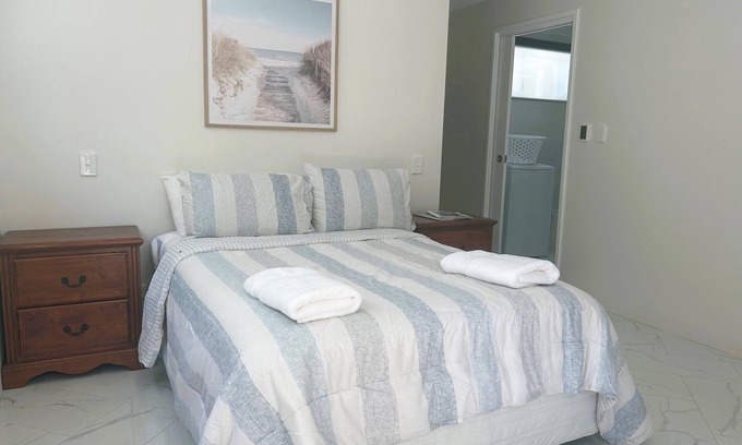 Rockingham Apartment | A stones throw from the beach - The Sand Castle is your perfect coastal escape