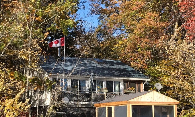 North Kawartha Cottage | A Stoney Lake Beauty. Sunshine & Beautiful Views Offered Here