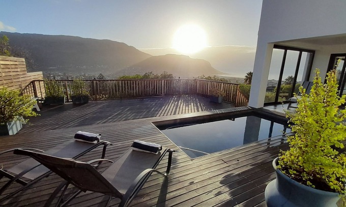 Fish Hoek House | A stunning modern property over looking False Bay, Cape Town , South Africa.