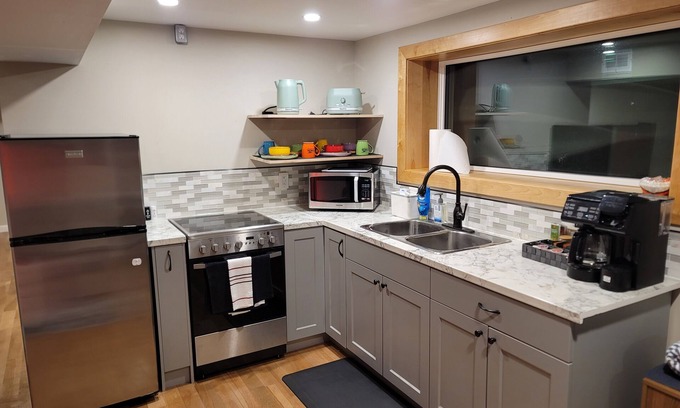 Whitehorse Apartment | A Suite Treat