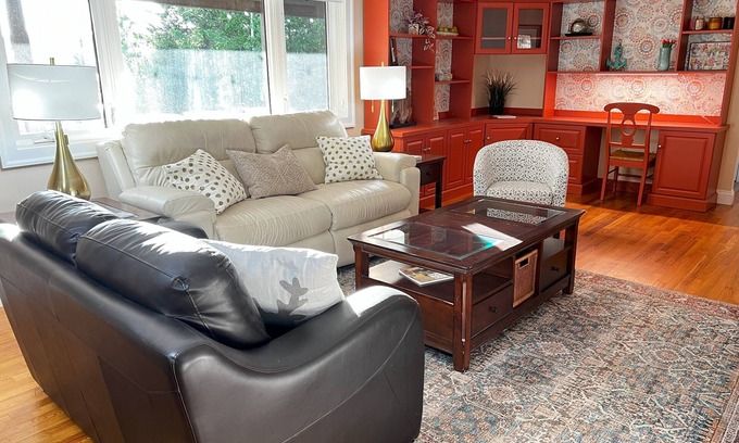 Clifton Royal Apartment | A Sunset Manor