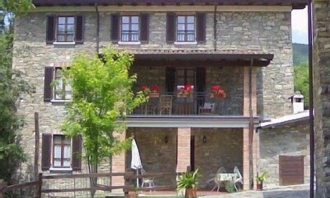 Vernasca Other | A SUPERB RENOVATED 5 BEDROOM FARMHOUSE in the hills of EMILIA