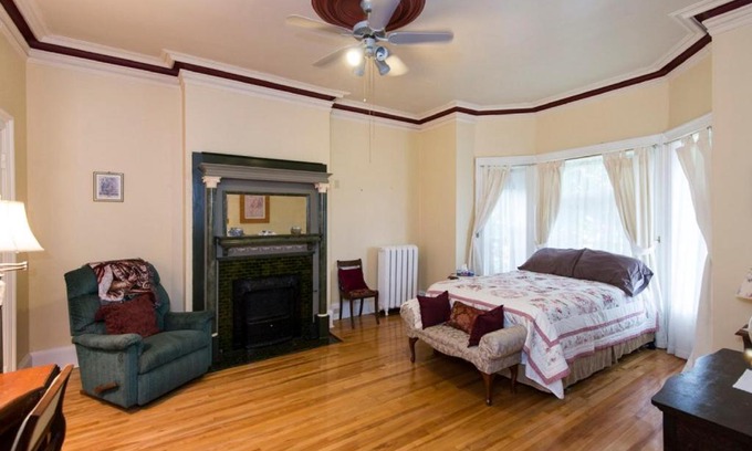 Saint John Bed & Breakfast | A Tanners Home Inn Bed and Breakfast