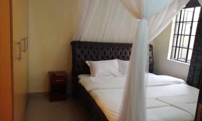 Kisumu Apartment | A three bed roomed fully furnished apartment Located in Kisumu Milimani estate.