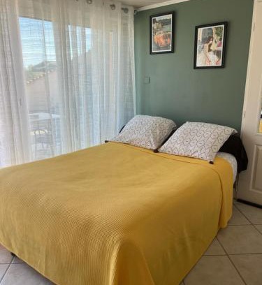 La Roche-Chalais House | A tous vents