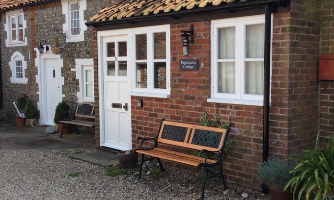 Bodham Cottage | A Traditional Brick And Flint North Norfolk Cottage
