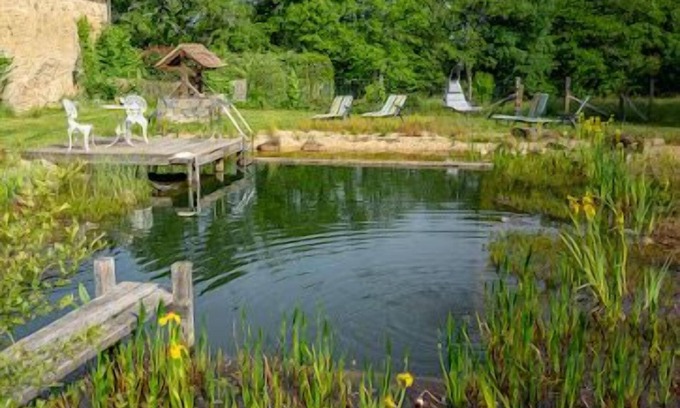 Abjat-sur-Bandiat Cottage | A tranquil setting with beautiful views