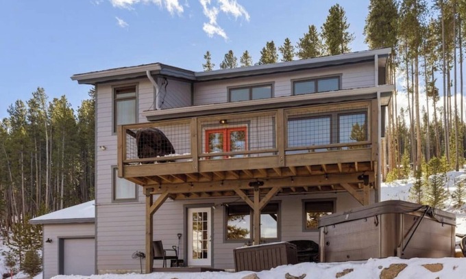 Baldy Mountain House | A True Mountain Retreat in Breckenridge with Hot Tub