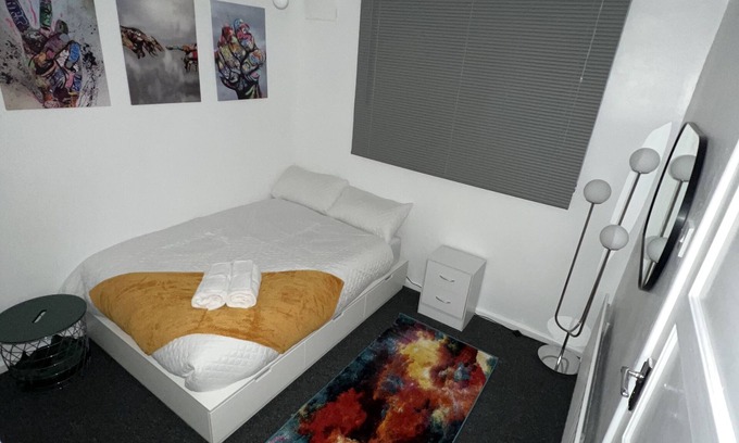 Kidbrooke with Hornfair House | a two bedroom cosy hideaway based in greenwich