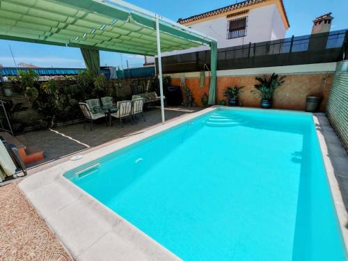Mairena del Aljarafe House | A un metro Sevilla "Casa Tato"