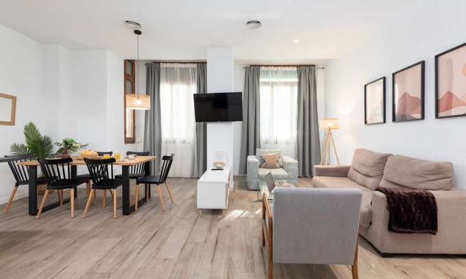 Sant Francesc Apartment | A (VA013.2) TH Ayuntamiento 2D