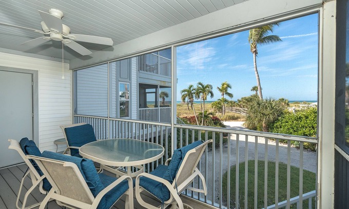 Palm Island Villa | A view of Gulf of Mexico, plus access to all the resort amenities! A3214C