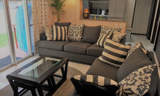 Nago House | A villa for rent for those who want to spend time /Nago Okinawa