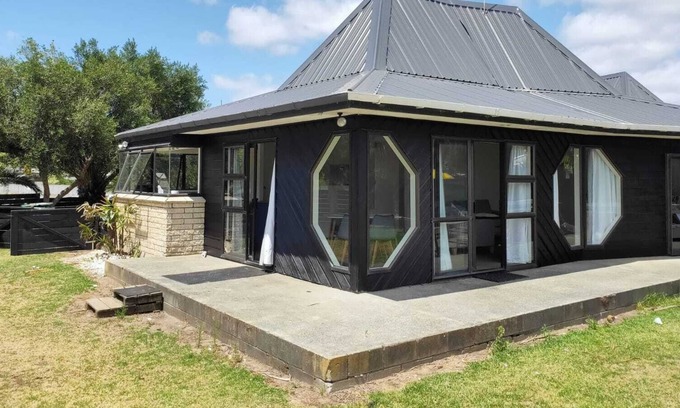 Taipa House | A villa on the beach of Taipa