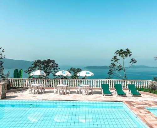 Almada House | A vista mais linda de Ubatuba - Acomoda 20 pessoas